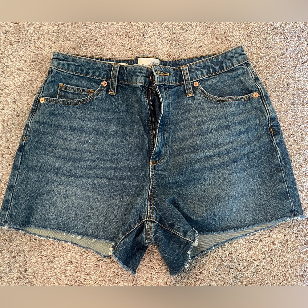 Universal Thread Jean short